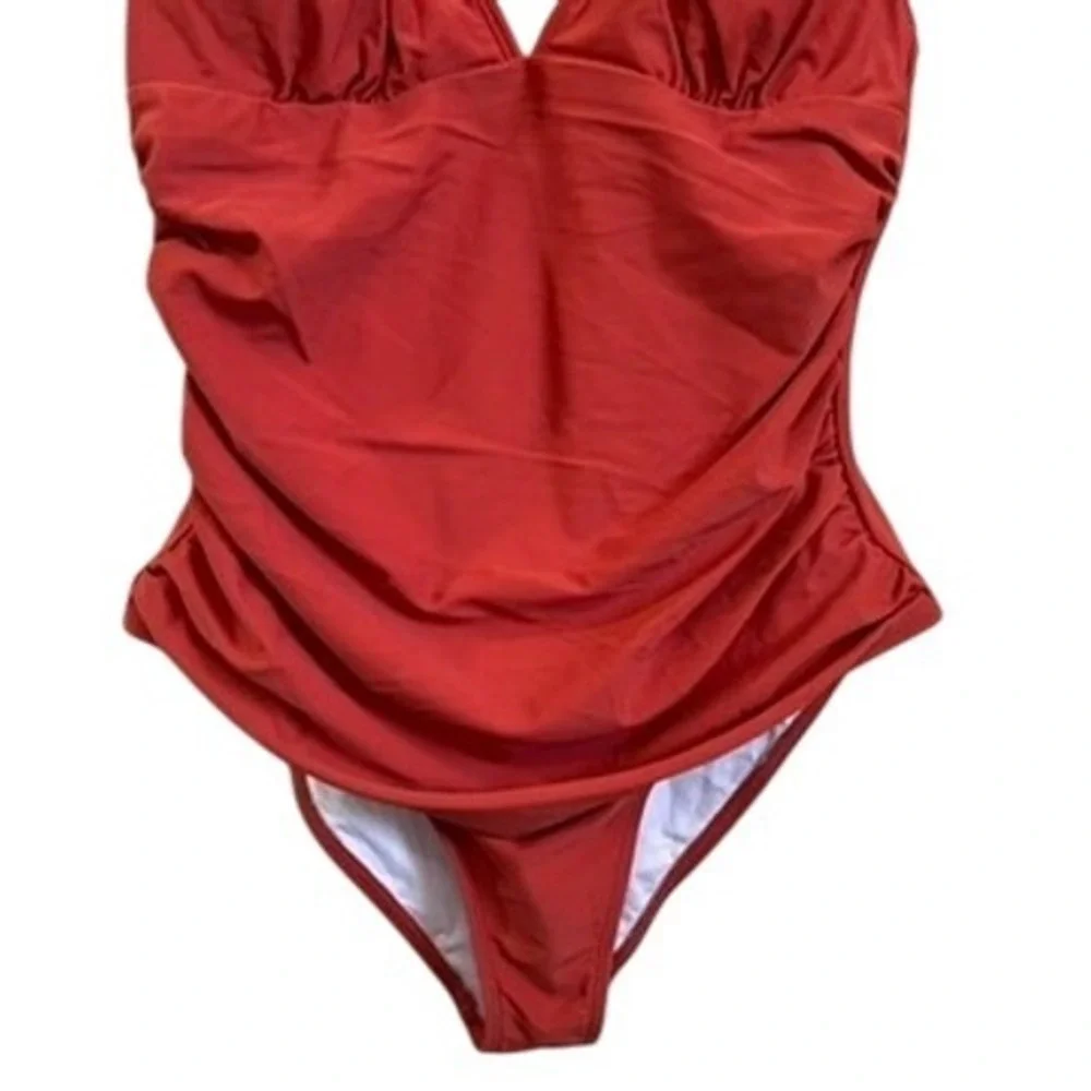 CUPSHE Women's‎ V-Neck One Piece Swimsuit Ruched Tummy Control Red Size L